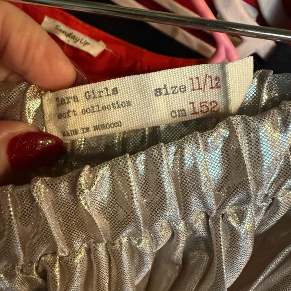 Zara Metallic Silver Pleated Skirt - Picture 3 of 3